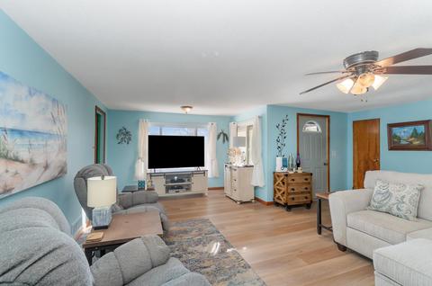 2276 Mara Dr, Kawkawlin, MI 48631 photo 3