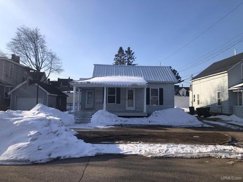 1611 2nd Ave S, Escanaba, MI 49829