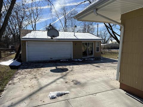 236 Renfrew Ct, Adrian, MI 49221 photo 17