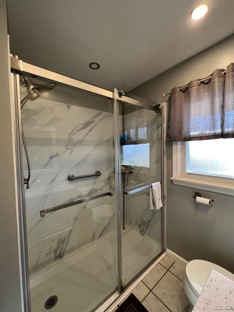 236 Renfrew Ct, Adrian, MI 49221 photo 9