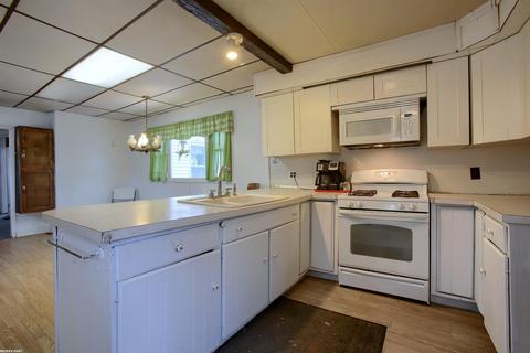 23424 E Main St, Armada, MI 48005 photo 10