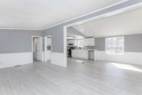 312 E Brks, Midland, MI 48640 photo 2