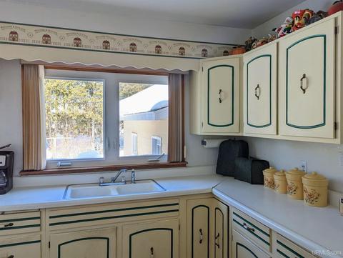 650 Cedar, Ishpeming, MI 49849 photo 3