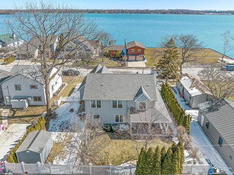 29268 Lowell, Gibraltar, MI 48173 photo 44