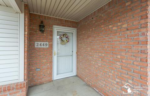2449 Sutton, Temperance, MI 48182 photo 2