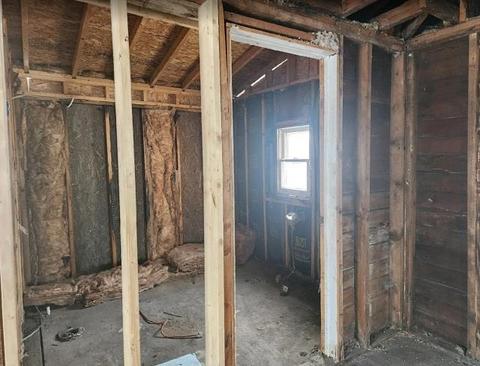 256 E Kapplinger Dr, Farwell, MI 48622 photo 5