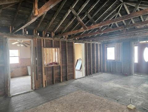 256 E Kapplinger Dr, Farwell, MI 48622 photo 7