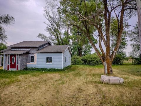256 E Kapplinger Dr, Farwell, MI 48622 photo 2