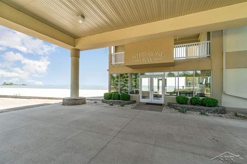 576 N Huron 303, Au Gres, MI 48703 photo 17