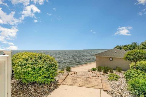 576 N Huron 303, Au Gres, MI 48703 photo 22