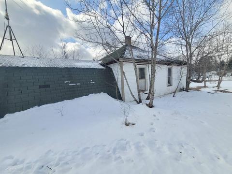 217 Ashley St, Harrison, MI 48625 photo 6