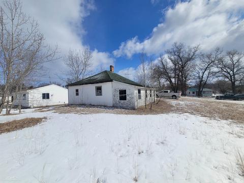 217 Ashley St, Harrison, MI 48625 photo 4