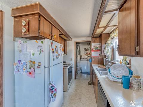 11891 Grant, Riverview, MI 48193 photo 7