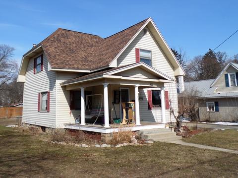 307 E 6th, Clare, MI 48617 photo 2