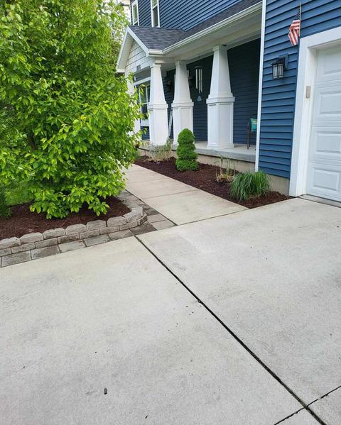 1886 Big Bear, Owosso, MI 48867 photo 3