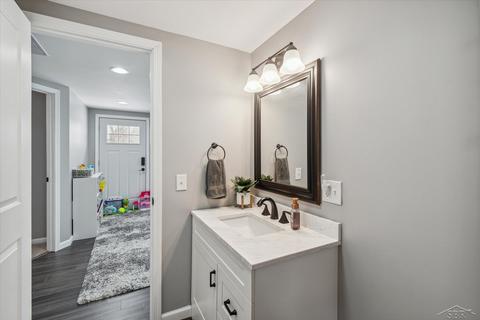 1660 S Huron Rd, Kawkawlin, MI 48631 photo 20