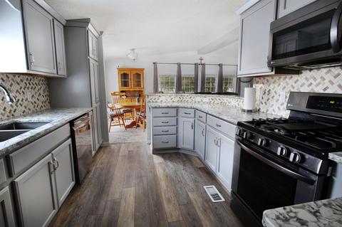 1623 E Putnam, Midland, MI 48640 photo 7