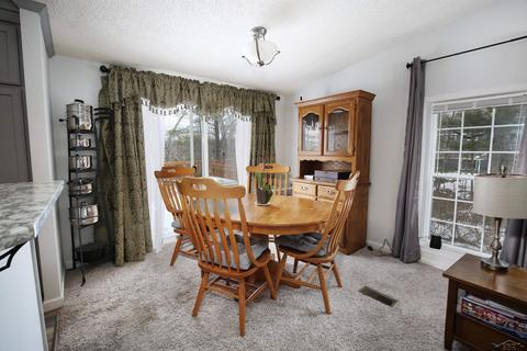 1623 E Putnam, Midland, MI 48640 photo 8
