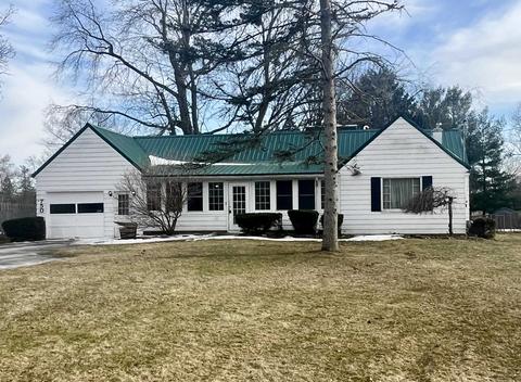 750 Scharrer Dr, Flushing, MI 48433