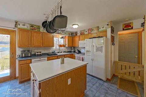 11399 Stanley Rd, Davison, MI 48423 photo 6