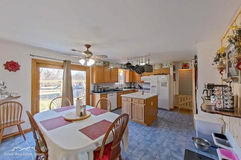 11399 Stanley Rd, Davison, MI 48423 photo 2