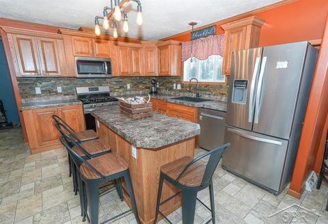 2140 S M-18, Gladwin, MI 48624 photo 11