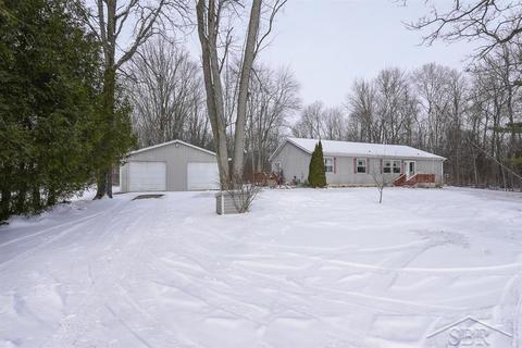 2140 S M-18, Gladwin, MI 48624 photo 5