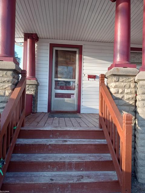7 1st St, Yale, MI 48097 photo 7