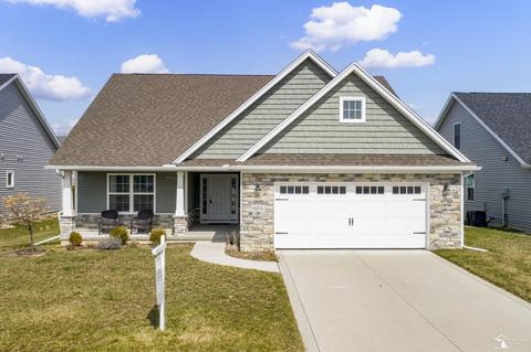 8294 Twin Creek Cir, Temperance, MI 48182