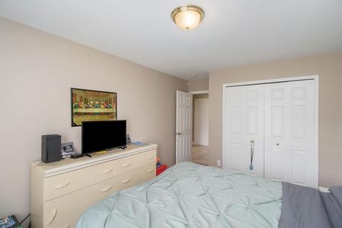 21351 Patterson, Macomb, MI 48044 photo 17