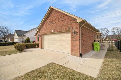 21351 Patterson, Macomb, MI 48044 photo 4