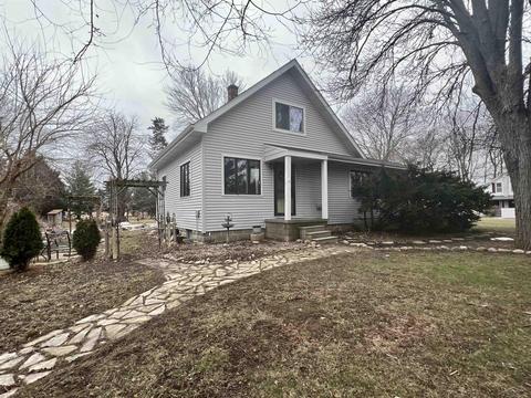 17375 Dice Rd, Hemlock, MI 48626 photo 1