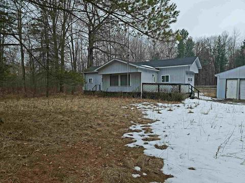 713 E M-30, Gladwin, MI 48624 photo 1