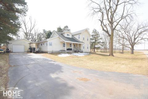 212 E Florence, Bancroft, MI 48414 photo 1