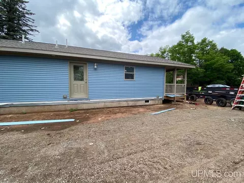 820 Empire, Ishpeming, MI 49849 photo 20
