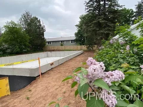 820 Empire, Ishpeming, MI 49849 photo 24