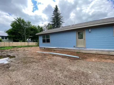 820 Empire, Ishpeming, MI 49849 photo 19