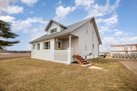 4559 E Letts Rd, Midland, MI 48642 photo 2