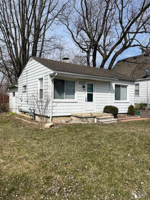 1015 Harbor Ave, Monroe, MI 48162 photo 2