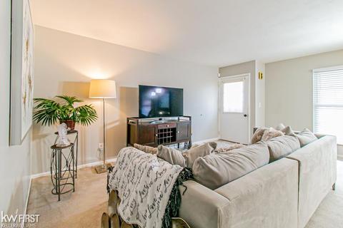 3118 Pinegate Dr, Flushing, MI 48433 photo 7
