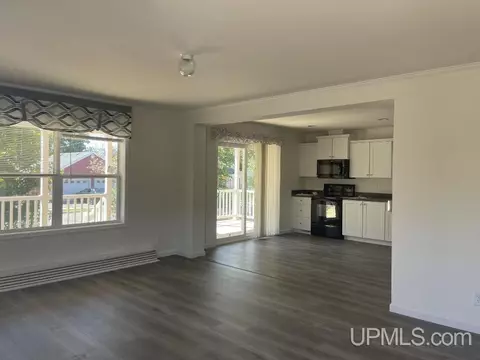 655 Maurice, Ishpeming, MI 49849 photo 6