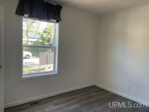 655 Maurice, Ishpeming, MI 49849 photo 14