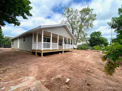 655 Maurice, Ishpeming, MI 49849 photo 23