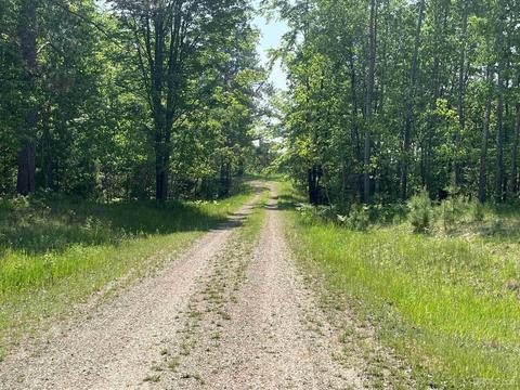 W3319 Lake Louise Dr North #14, Vulcan, MI 49892 photo 8