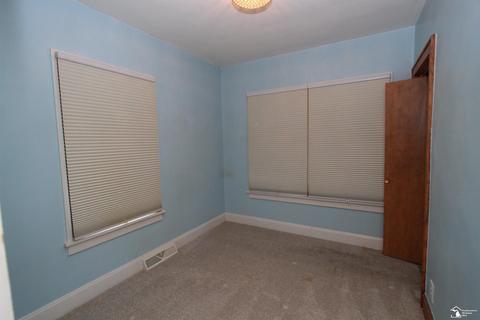 1126 Adams, Monroe, MI 48161 photo 17