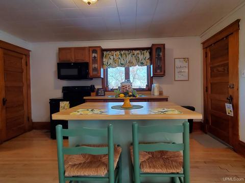 26435 Eighth St, Hubbell, MI 49934 photo 6