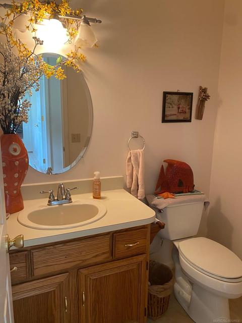 465 Willard Ave, Algonac, MI 48001 photo 11