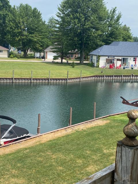 465 Willard Ave, Algonac, MI 48001 photo 24