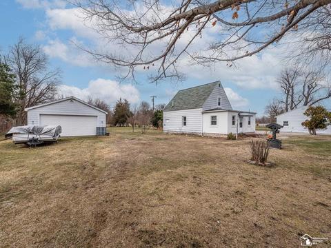 1849 Toben, Carleton, MI 48117 photo 28