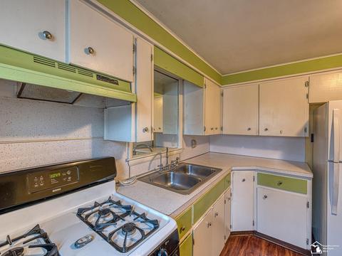 1849 Toben, Carleton, MI 48117 photo 4